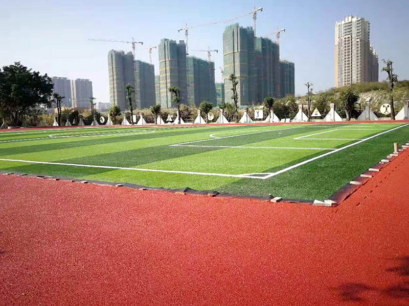 塑膠跑道怎么現(xiàn)場檢測報告？